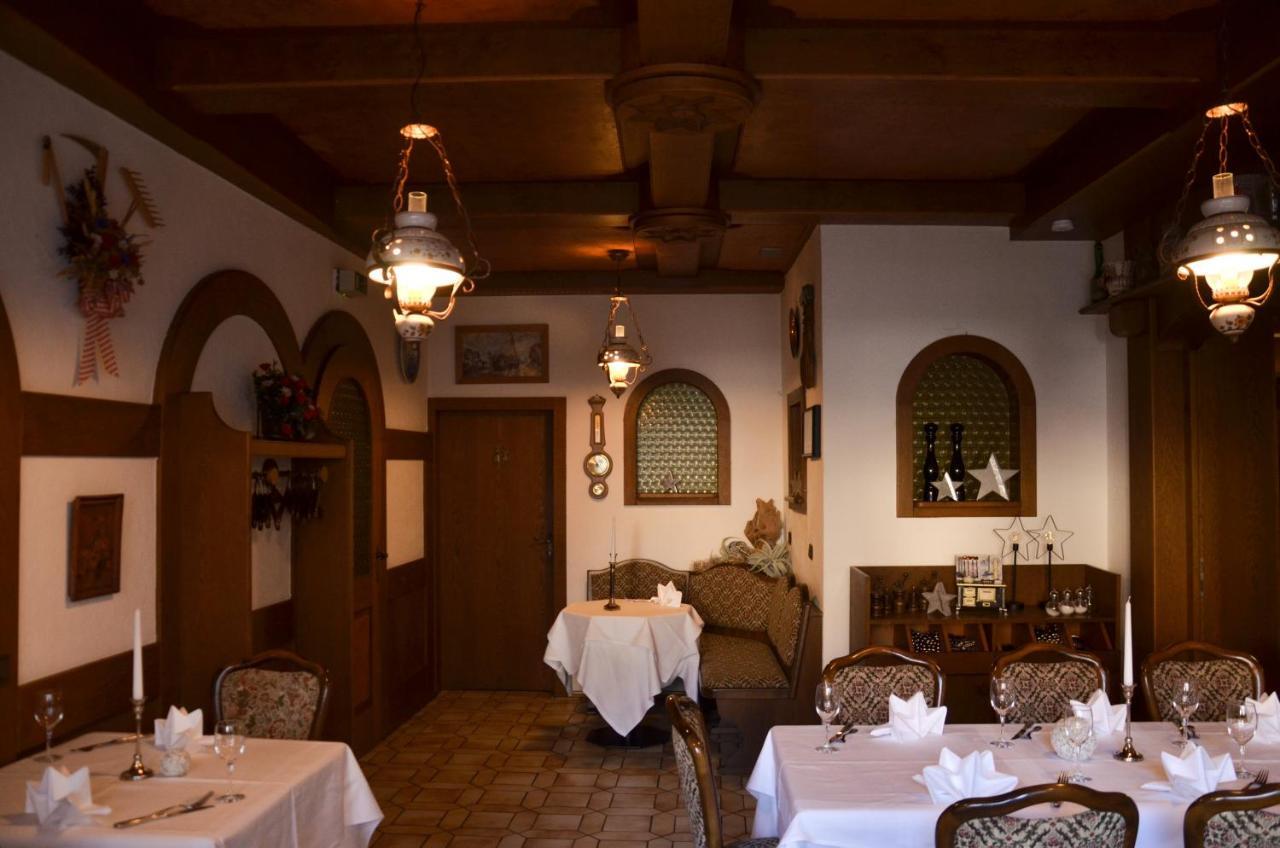 Hotel Restaurant Lamm Monsheim  Exterior photo